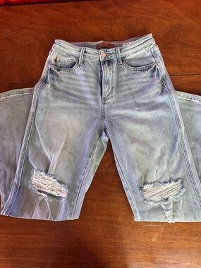 Judy Blue 90s Straight Jeans Distressed Light Wash High Rise Denim Size 7/28